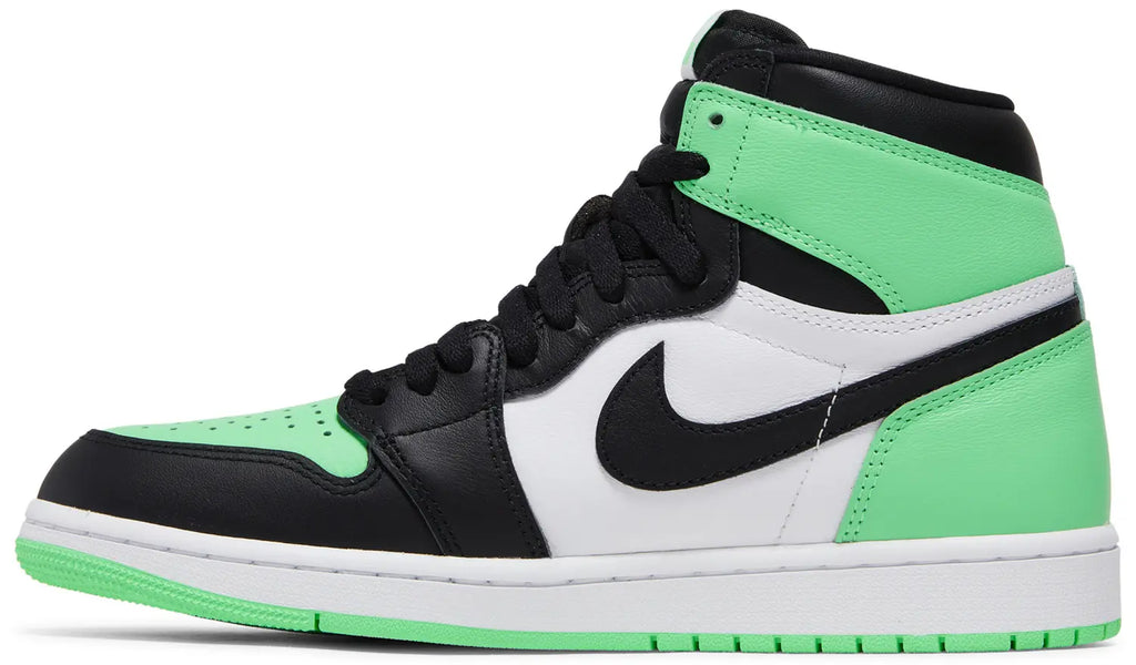 Men's Nike Air Jordan Retro 1 High OG 'Green Glow' DZ5485 130