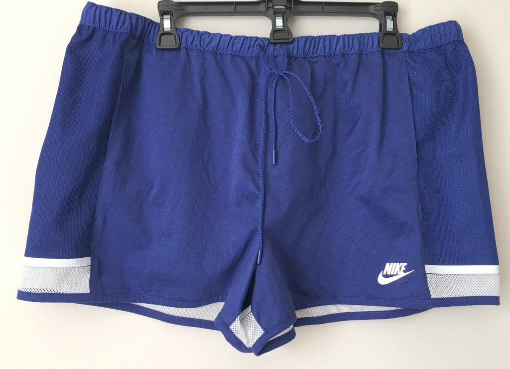 Women's Nike Shorts Sports Wear Bonded 726104 455