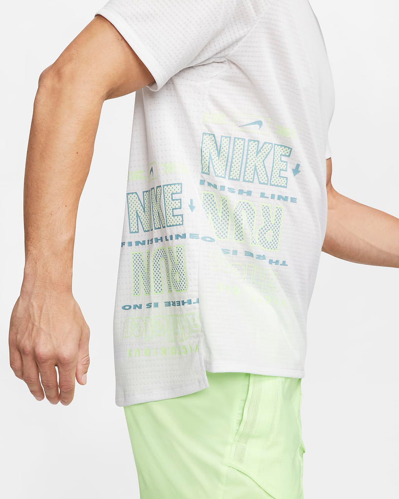 Mens Nike Rise 365 Wild Run Short-Sleeve Running T-Shirt CK0677 100